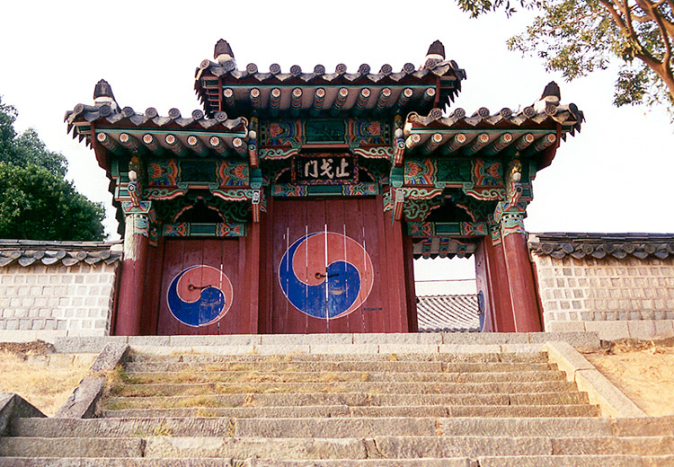 통영 삼도수군통제영 지과문